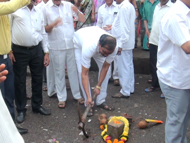 <!--:en-->MLA Prashant Thakur has always fought for justice for his people and has called been a champion for development, said arunsheth bhagat at kalamboli <!--:--><!--:hi-->आमदार प्रशांत ठाकूर यांनी आमदार झाल्यानंतर विकास कामांचा झंझावात सुरु केला आहे - अरुणशेठ भागात <!--:--> 1