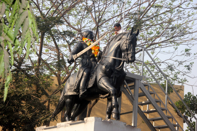 [:en]Shivaji Maharaj Jayanti[:hi]शिवाजी महाराज जयंती[:] 1