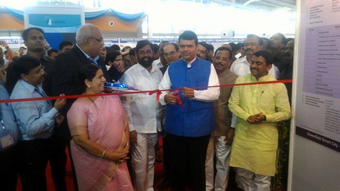 [:en]Chief Minister of Maharashtra Hon’ble Shri.Devendra Phadanvis inaugurate the Smart City Project[:hi]स्मार्ट सिटी प्रकल्पाचा उद्घाटन महाराष्ट्राचे मुख्यमंत्री माननीय ना. श्री . देवेंद्रजी फडणवीस यांच्या शुभ हस्ते[:] 1