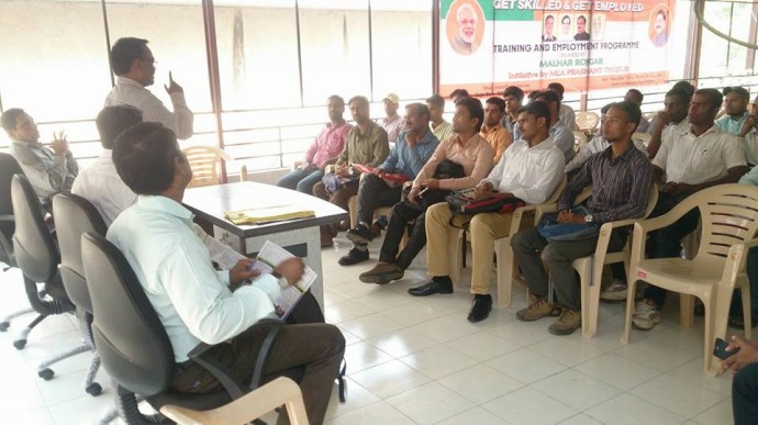 [:en]Malhar Rojgar a Initiative By MLA Prashant Thakur- BJP PRESIDENT RAIGAD, had organised Solar Renuation Training Program on 19 Feb at panvel. This was 3 months enterprunearship training program, including training material, accommodation & food for the selected candidates free of cost. Criteria for educational qualification was 10th + ITI.[:hi]आमदार प्रशांत ठाकूर - भाजप अध्यक्ष रायगड यांच्या पुढाकाराने मल्हार रोजगार अंतर्गत सौर नूतनीकरण प्रशिक्षणाचे आयोजन करण्यात आले होते . हे प्रशिक्षण शिबीर ३ महिन्याचे असून त्यामध्ये साहित्य, निवास व्यवस्था आणि मोफत निवड अन्न समावेश आहे. शैक्षणिक पात्रता 10 + आयटीआय . [:]