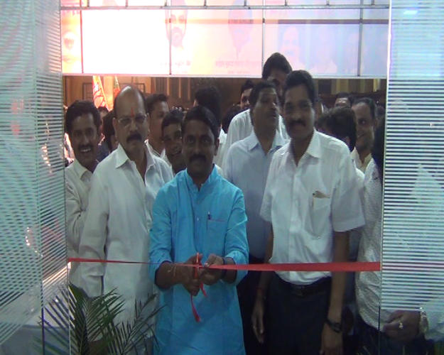 [:en]Kharghar Public Relations Office inaugurated [:hi]भाजपा युवा मोर्चा खारघर शहर अध्यक्ष शत्रुघ्न काकडे यांच्या सेक्टर ०३ , खारघर येथील जनसंपर्क कार्यालयाचे उदघाटन ''आमदार प्रशांत ठाकूर '' यांच्या हस्ते करण्यात आले .[:] &raquo; आमदार प्रशांत ठाकूर