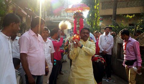 [:en]MLA Prashant Thakur signalled and offered best wishes to Shirdi Palkhi Padyatra participants organised by Om Sairam Padyatri Mitra Mandal. Large no. of sai bhakts were present on the occasion[:hi]आज सकाळी पनवेल धरणा कॅम्प ते शिर्डी पायी दिंडी निघाली. यावेळी श्री साई दिंडीच्या दर्शनाचे भाग्य लाभले . या दिंडीला साई भक्त मोठ्या संख्येने उपस्थित होते .[:] &raquo; आमदार प्रशांत ठाकूर