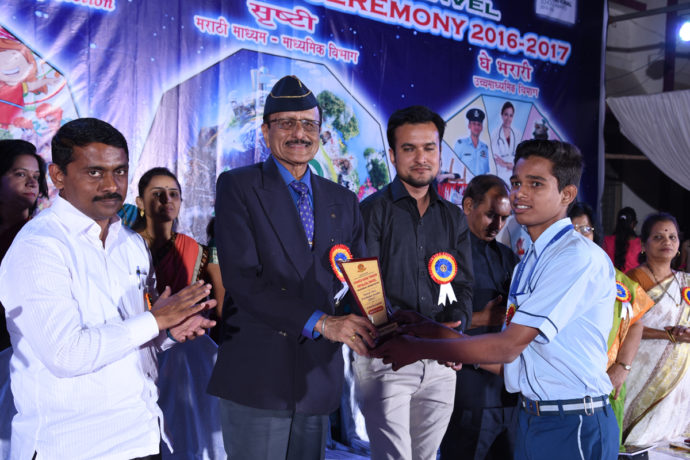 [:en]Annual Gathering of C.K.Bhagat English School was recently organised. Shri Prashant Thakur mla and president raigad presidentdist bjp was the chief guest while major subhash gawand was the chief guest. Ex student mr. nachiket patil was present. [:hi]जनार्दन भगत शिक्षण प्रसारक संस्थेच्या नवीन पनवेल येथील चांगू काना ठाकूर इंग्रजी विद्यालयालयाचा वार्षिक स्नेहसंमेलन संपन्न झाला. या सोहळ्यास अध्यक्ष म्ह्णून भाजपाचे जिल्हाध्यक्ष आमदार प्रशांत ठाकूर आणि प्रमुख पाहुणे म्हणून मेजर सुभाष गावंड तसेच विशेष अतिथी म्हणून माजी विद्यार्थी नचिकेत पाटील यांची उपस्थिती होती .[:] &raquo; आमदार प्रशांत ठाकूर
