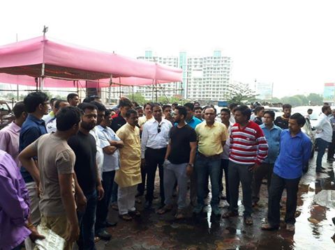 [:en]Fire breaks out at car showroom in Kharghar, Mr.Prashant Thakur visit the Aditya Planet building in Sector 10, Kharghar. and made a note of the incident Chat Conversation End[:hi]खारघर येथील आदित्य प्लॅनेट इमारतीला लागलेल्या आगीची पहाणी मा. प्रशांत ठाकूर यांनी केली[:]
