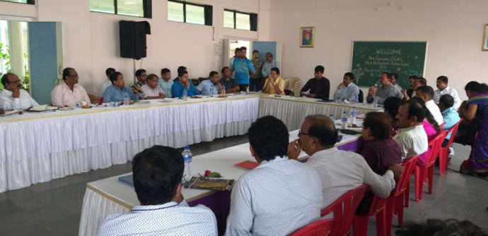 [:en]An important meeting held on Cidco related problems with Gram Panchayat sarpanch sub-district and the members of Uran taluka.[:hi]उरण तालुक्यातील सिडकोबाधित ग्रामपंचायतीच्या सरपंच उपसरपंच व सदस्यांची महत्त्वपूर्ण बैठक आयोजित करण्यात आली होती.[:] 1