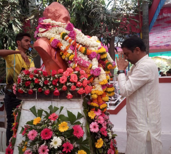 [:en]"Hutatma Din" The 35th year of this glorious and brave battle was celebrated at Jassai[:hi]"हुतात्मा दिन" गौरवशाली आणि शौर्यशाली लढयाचा ३५ वा स्मृतीदिन.[:] 1