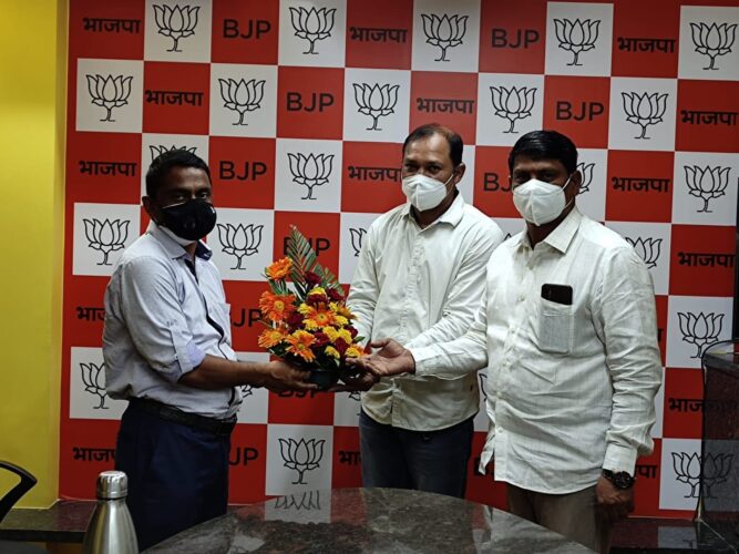 [:en]Heartiest Congratulations Mr.Anil Kendre for appointment as Pradesh Sarchitnis of BJP Kisan Morcha.[:hi]मा. श्री. अनिल केंद्रे यांची भाजपा किसान मोर्चा महाराष्ट्र प्रदेश चिटणीस पदी निवड झाल्याबद्दल मनस्वी अभिनंदन ![:] 1