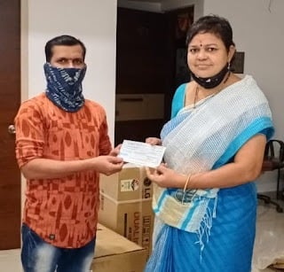 [:en]Rs. 50,000 was provided by Loknete Ramsheth Thakur Social Development Board for his education.[:hi]रामशेठ ठाकूर सामाजिक विकास मंडळाच्यावतीने ५० हजार रुपयांची आर्थिक मदत[:] 1