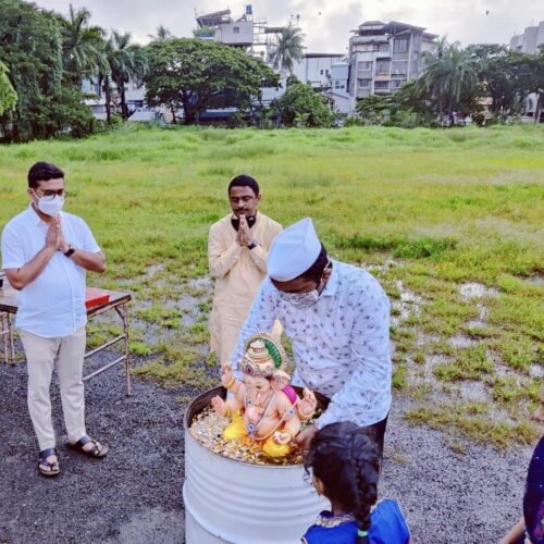 [:en]Lord Ganpati[:hi]गणरायाच्या मूर्तींचे विसर्जन[:] 1