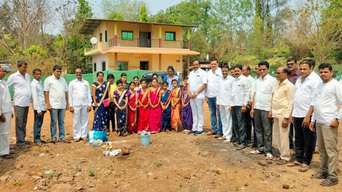 [:en]Bhumipujan ceremony[:hi]विकासकामे - भूमिपूजन[:] 1
