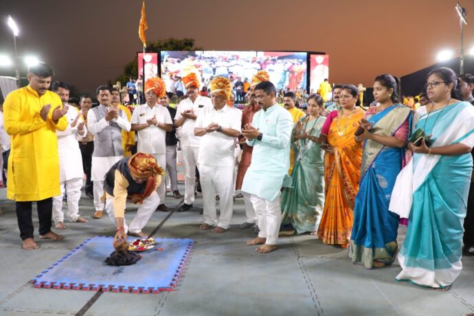 [:en]Inauguration ceremony of MLA trophy 2022, a State Level Kabaddi Competition[:hi]आमदार चषक 2022 या राज्यस्तरीय कबड्डी स्पर्धेचे उद्घाटन[:] 1
