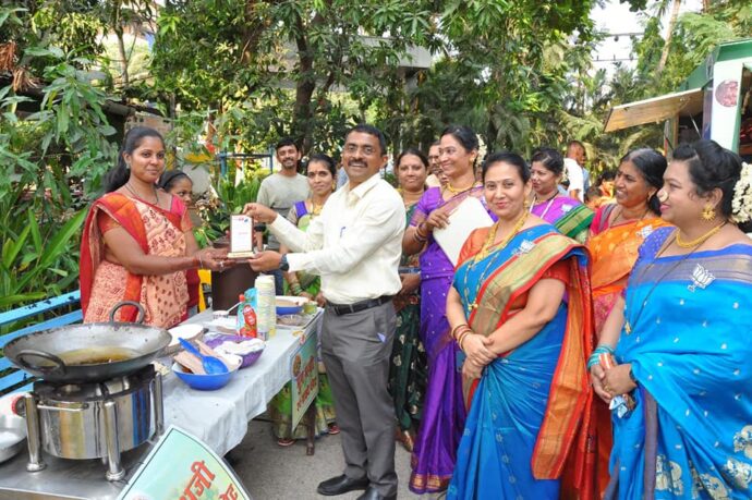 [:en]Atmanirbhar Bharat Abhiyan[:hi]आत्मनिर्भर भारत अभियान[:] 1
