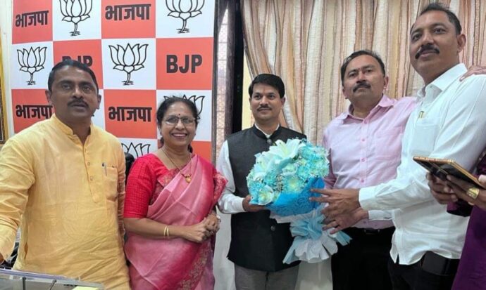 [:hi]Goodwill visit to Shri Dnyaneshwar Mhatre ,the official candidate for Konkan Teachers Electoral Constituency!![:]
